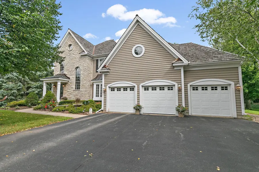 406 Catkins Way, Cary, IL 60013 - Image #2