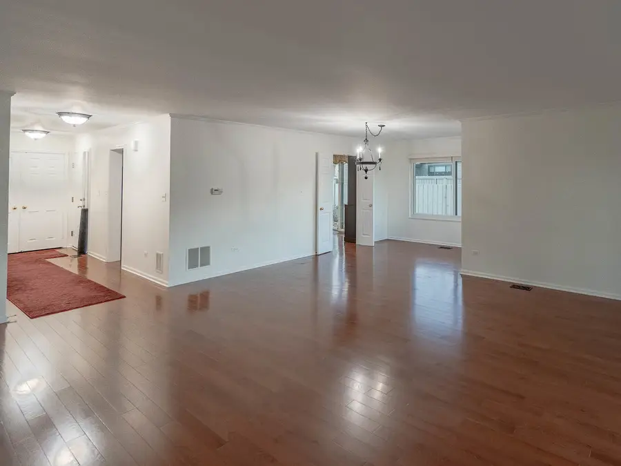 245 Timber Ridge Lane #245, Lake Barrington, IL 60010 - Image #2