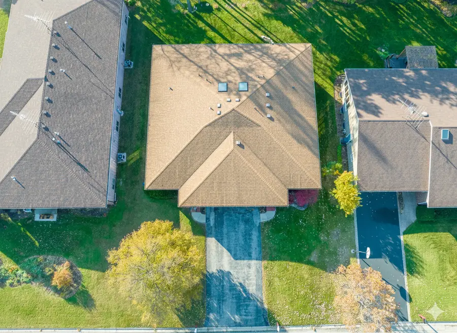 928 Tara Court, Woodstock, IL 60098 - Image #3