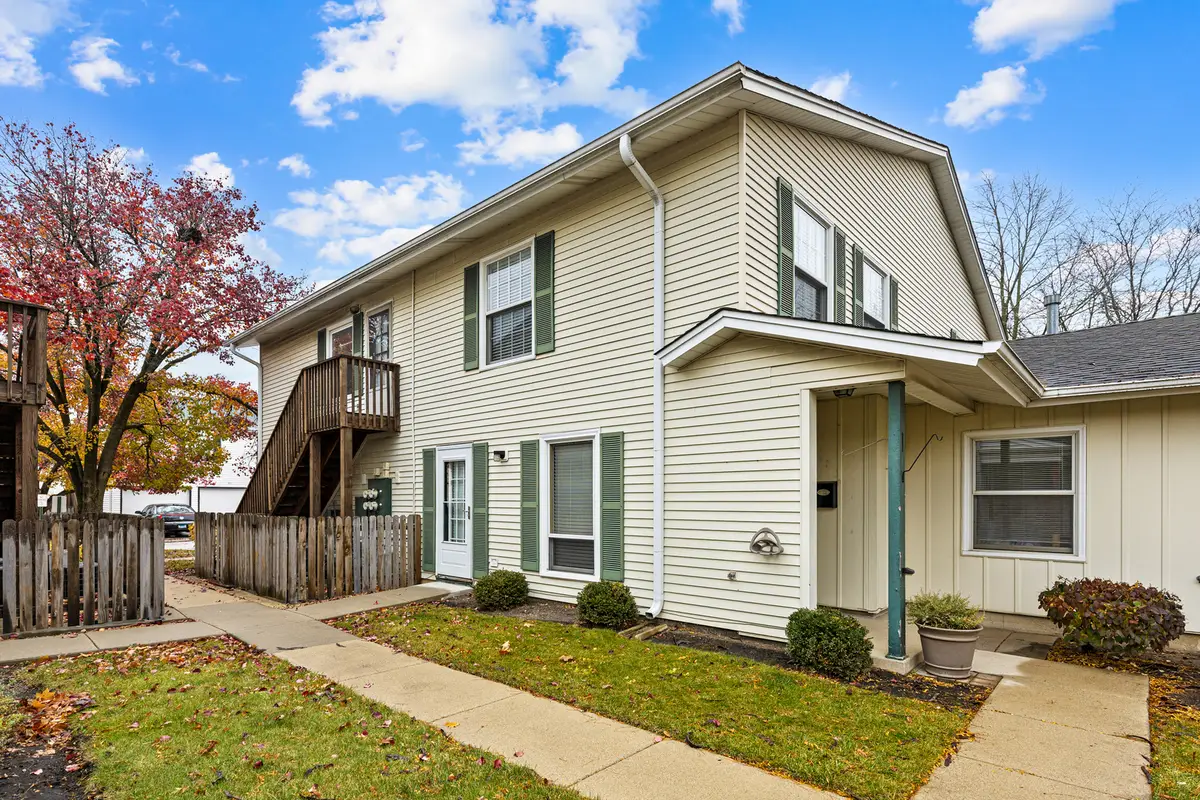 817 Wellington Avenue #817, Elk Grove Village, IL 60007 - Image #1