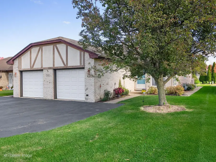 7203 S 86th Avenue, Justice, IL 60458 - Image #3