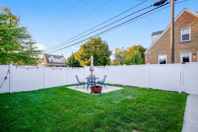 8001 N Elmore Street, Niles, IL 60714 - Image #3