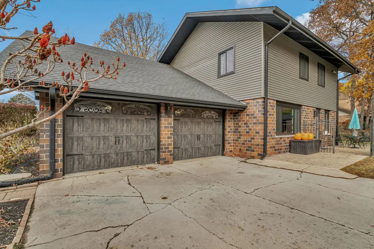 24556 W Lancelot Lane, Shorewood, IL 60404 - Image #1