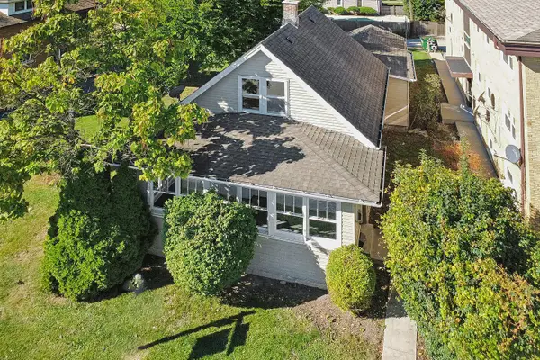 906 State Street, Lemont, IL 60439