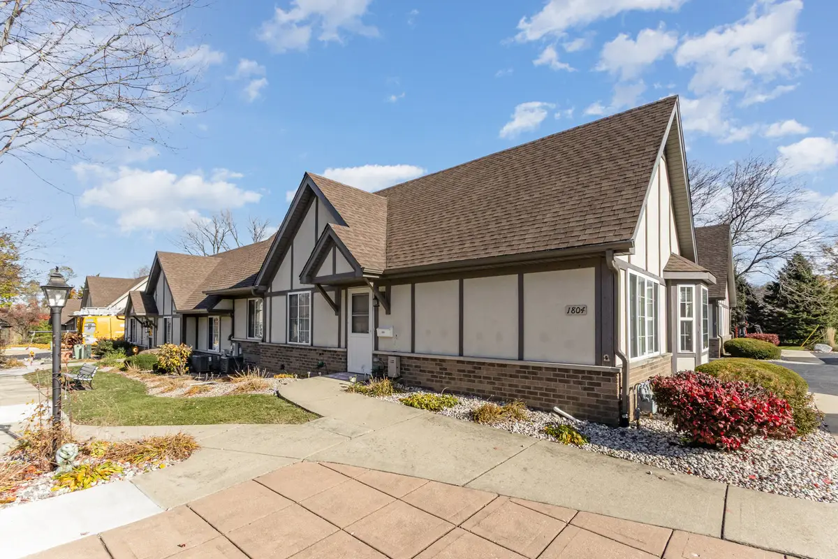 1804 Willow Circle Drive #1804, Crest Hill, IL 60403 - Image #1