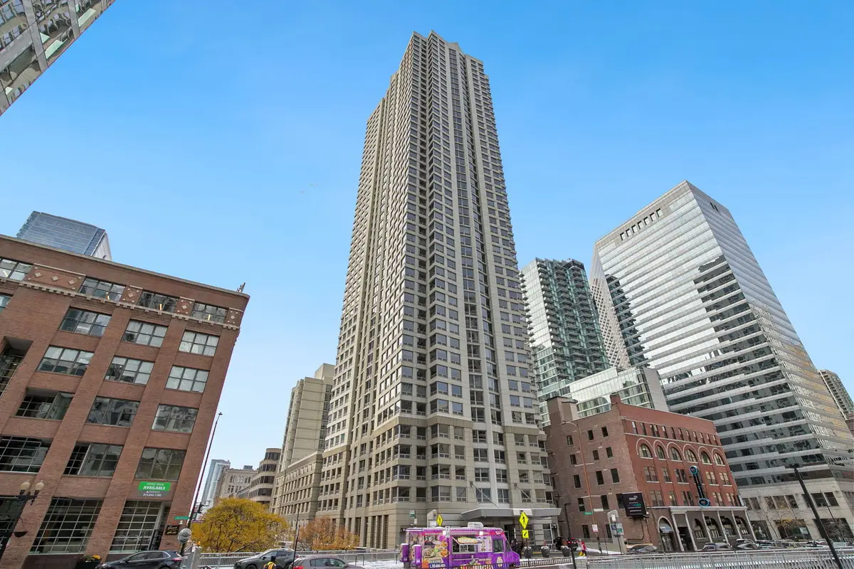 440 N Wabash Avenue #409, Chicago, IL 60611 - Image #1