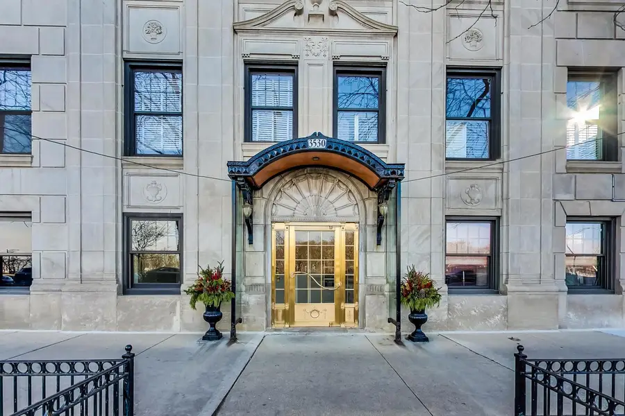 3530 N Lake Shore Drive #10A, Chicago, IL 60657 - Image #2