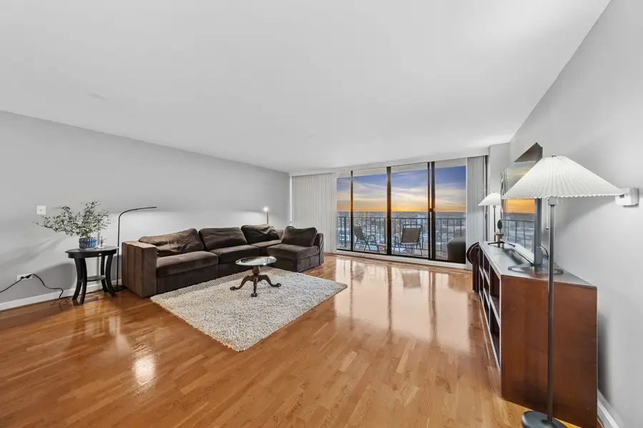 Address Withheld By Seller, Chicago, IL 60657 - Image #2