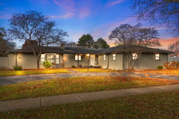 10501 Cindy Jo Avenue, Huntley, IL 60142