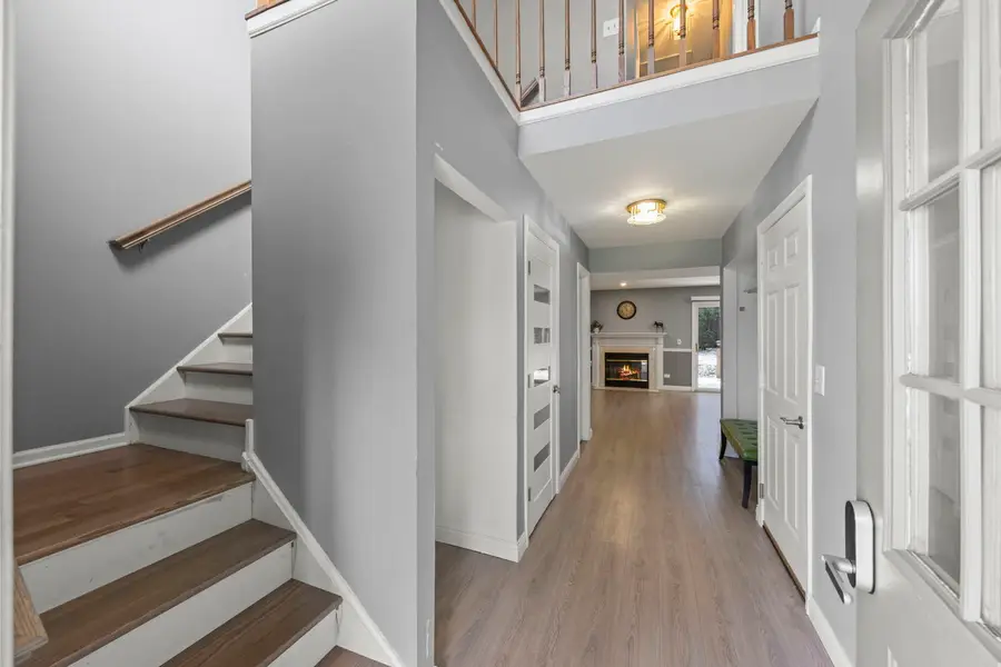 903 Old Oak Circle, Algonquin, IL 60102 - Image #2