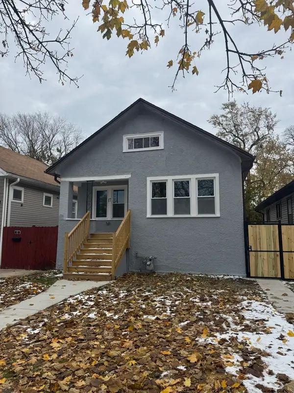 17 S 21 St Avenue S, Maywood, IL 60153