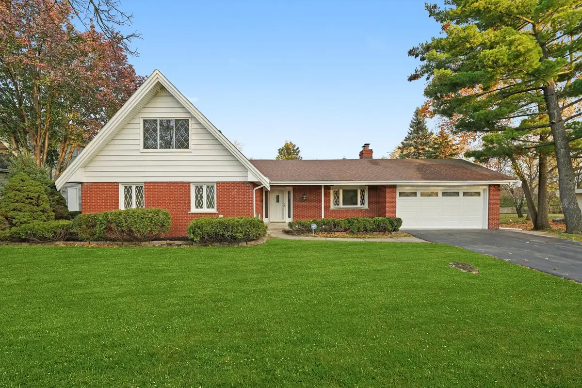 7925 William Drive, Willowbrook, IL 60527 - Image #1