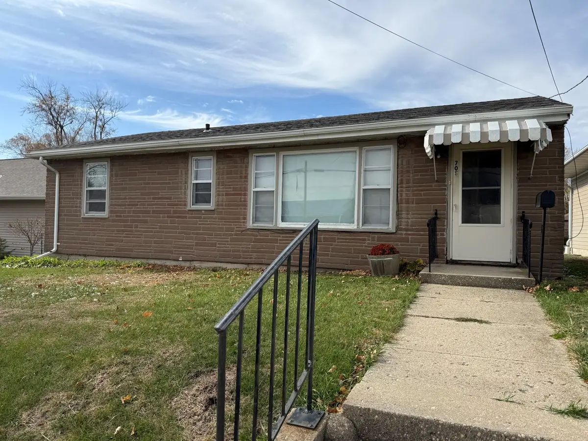 705 S Division Avenue, Polo, IL 61064 - Image #1