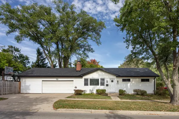 606 Longfellow Avenue, Deerfield, IL 60015