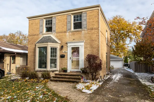 1413 Hoffman Avenue, Park Ridge, IL 60068