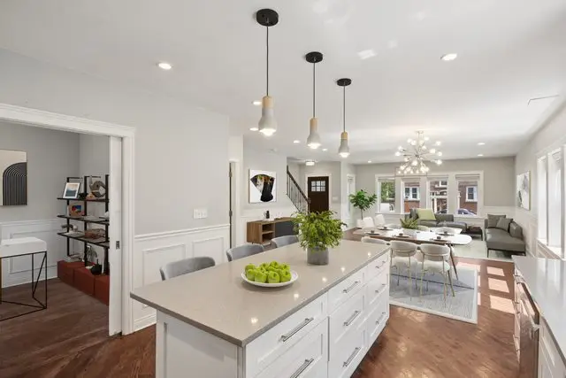 3036 N Long Avenue, Chicago, IL 60641 - Image #3