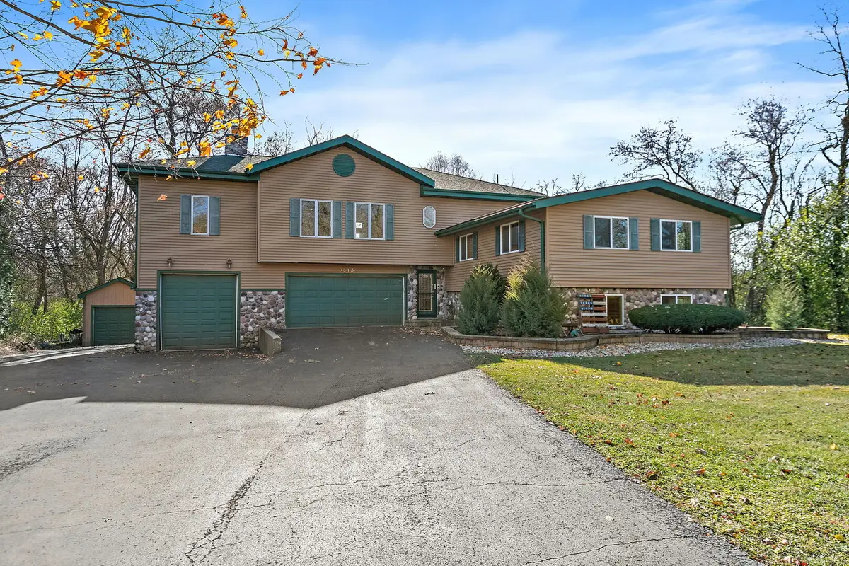 9513 Elm Lane, Crystal Lake, IL 60014 - Image #1