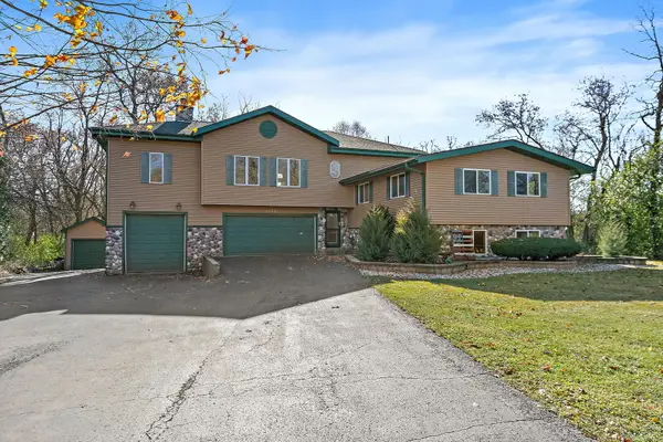 9513 Elm Lane, Crystal Lake, IL 60014