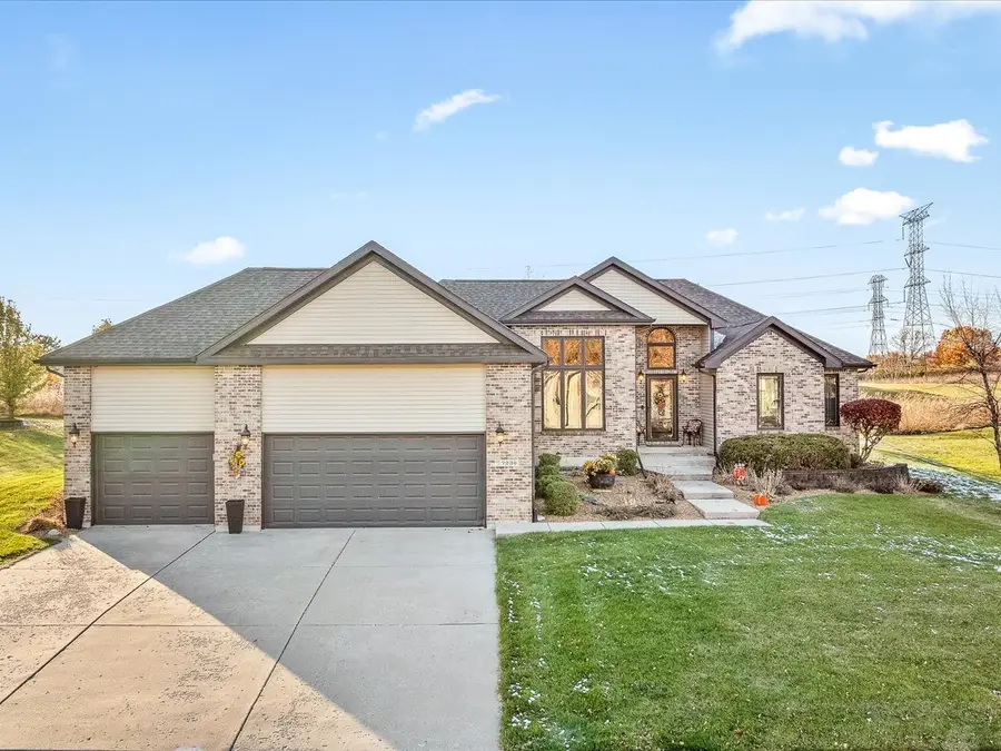 7236 W Ridge Lane, Cherry Valley, IL 61016 - Image #2