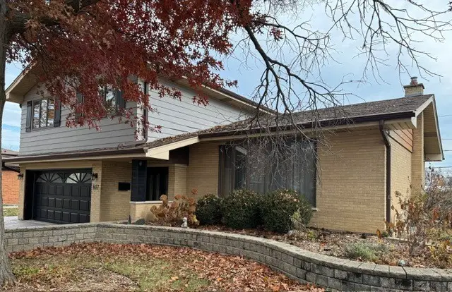 607 S Carol Lane, Mount Prospect, IL 60056 - Image #3