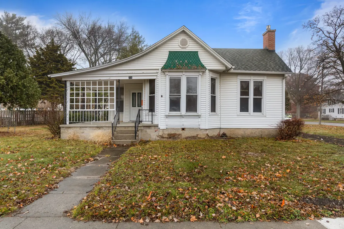 214 E William Street, Monticello, IL 61856 - Image #1