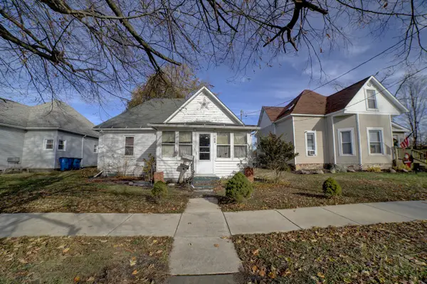 734 E Main Street, Hoopeston, IL 60942