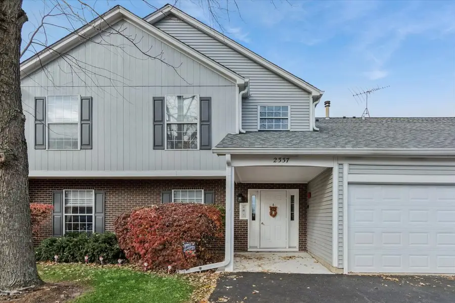 2337 Worthing Drive #102A, Naperville, IL 60565 - Image #2