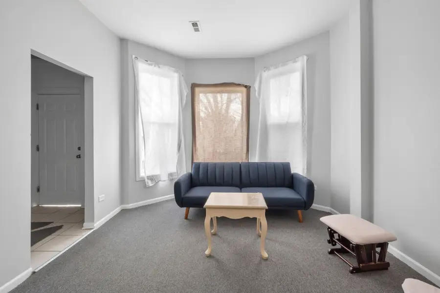 1242 S Tripp Avenue, Chicago, IL 60623 - Image #2