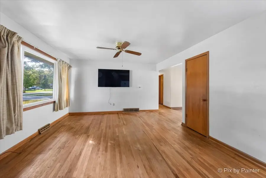 175 Calkins Drive, Sugar Grove, IL 60554 - Image #3