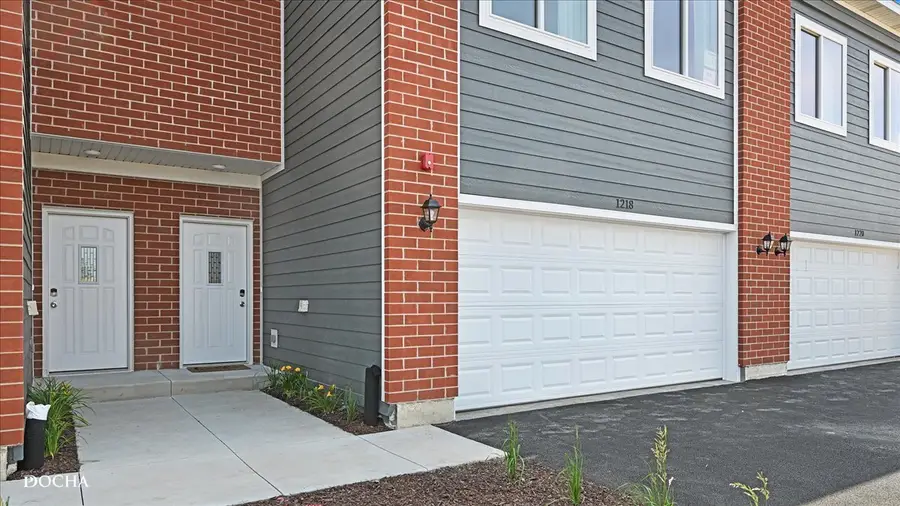 1218 Gillespie Lane, Yorkville, IL 60560 - Image #2