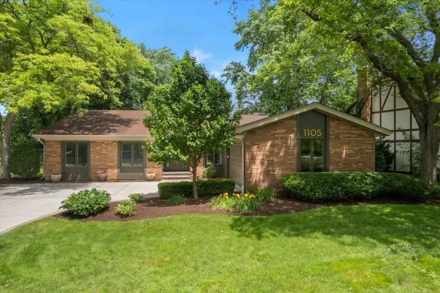 1105 W Bauer Road, Naperville, IL 60563 - Image #2