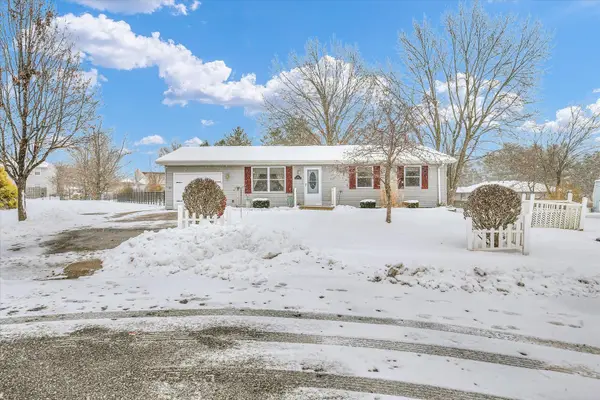 Address Withheld By Seller, Mahomet, IL 61853