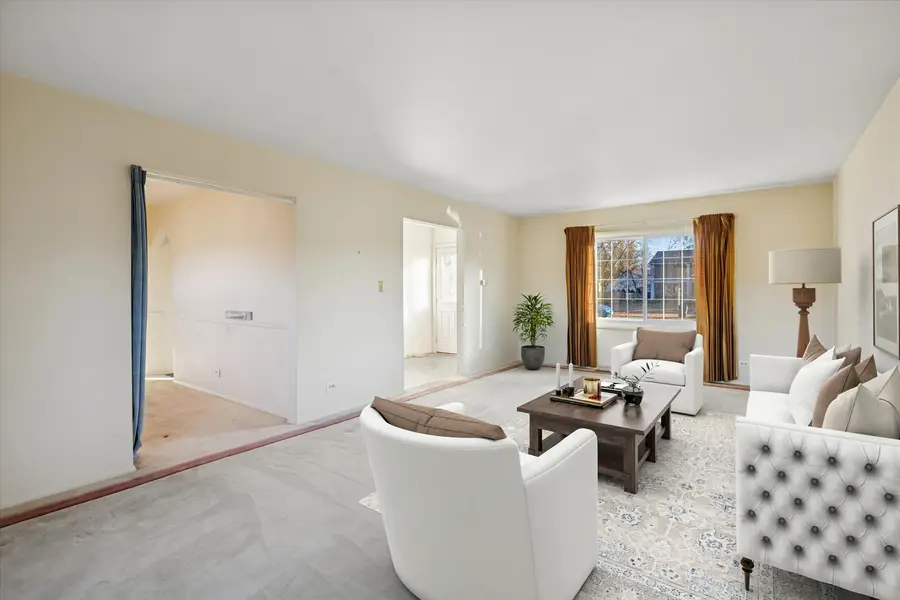 46 E Country Club Court, Palatine, IL 60067 - Image #3