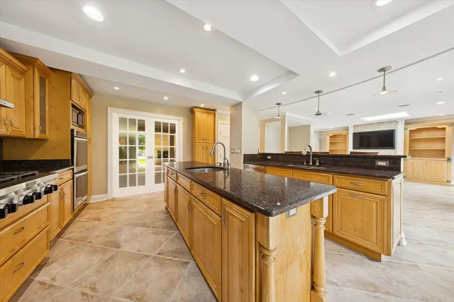 1136 Barneswood Drive, Downers Grove, IL 60515 - Image #3