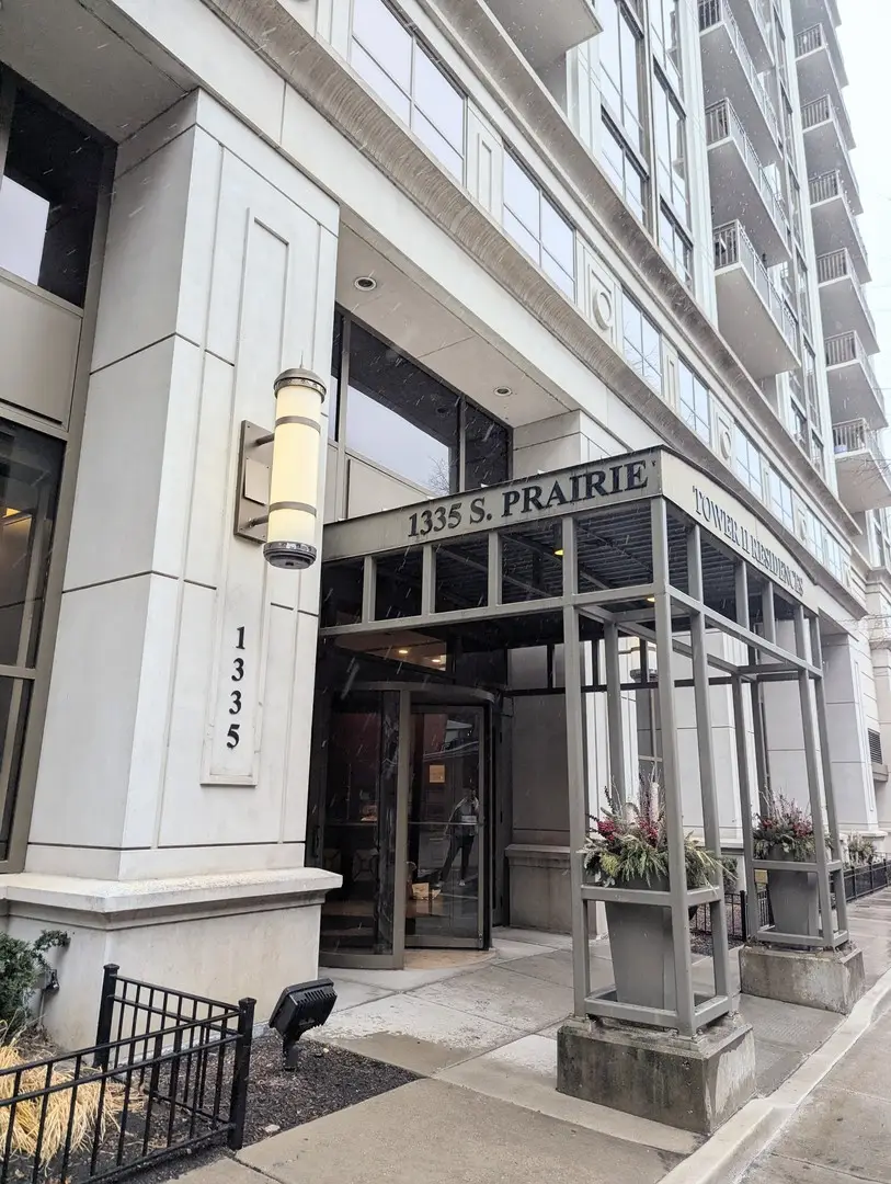 1335 S Prairie Avenue #1609, Chicago, IL 60605 - Image #1