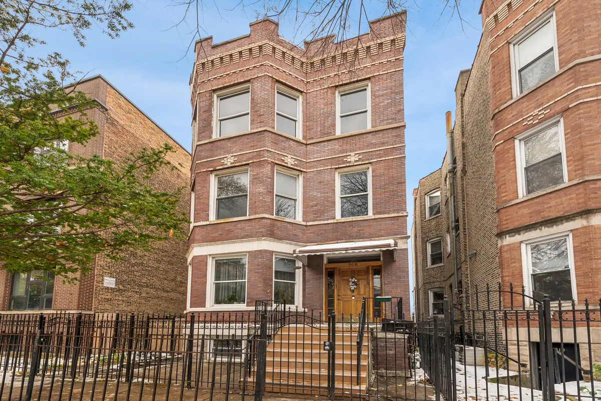 908 N Fairfield Avenue, Chicago, IL 60622 - Image #1