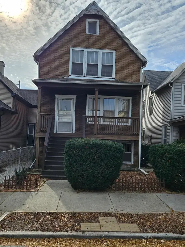 4171 W Eddy Street, Chicago, IL 60641