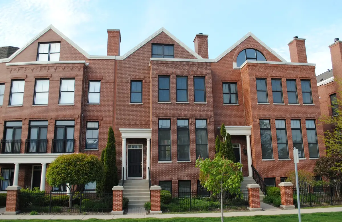 1891 Admiral Court #79, Glenview, IL 60026 - Image #1