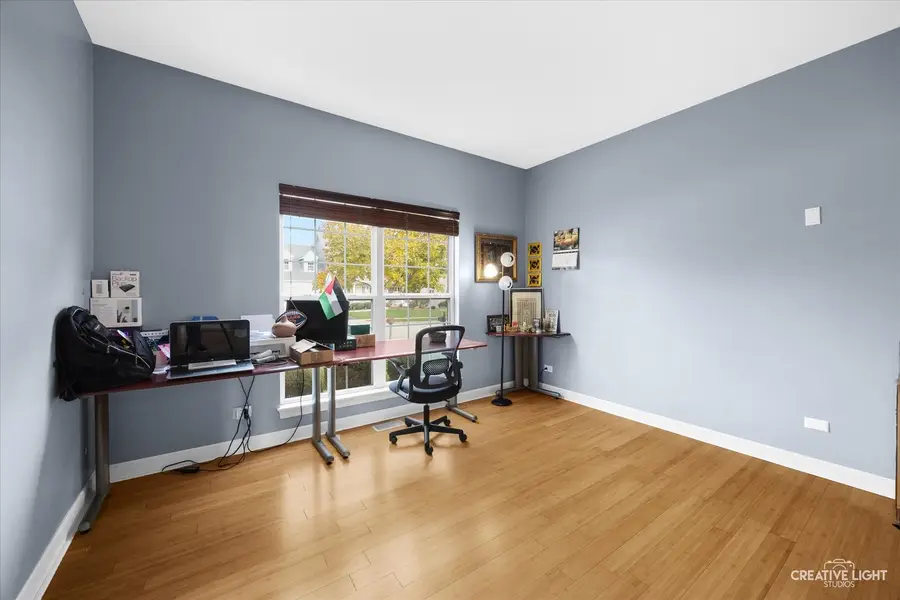 945 Wyndham Drive, South Elgin, IL 60177 - Image #3