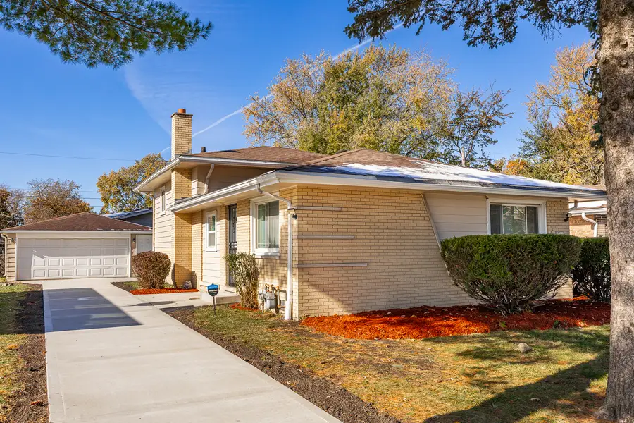 15324 Dobson Avenue, South Holland, IL 60473 - Image #2