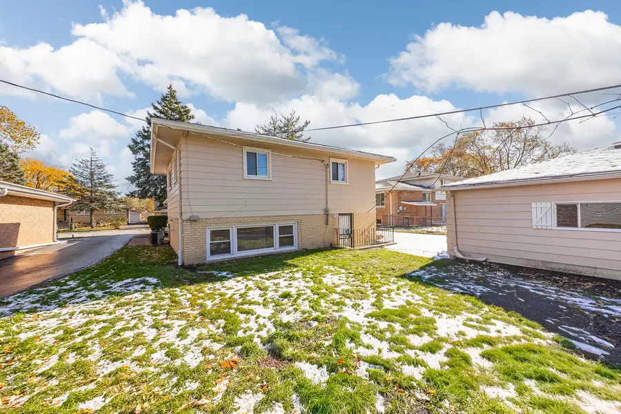 15324 Dobson Avenue, South Holland, IL 60473 - Image #3