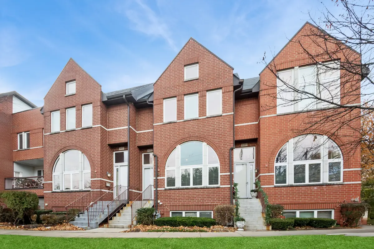 648 1st Avenue, Des Plaines, IL 60016 - Image #1