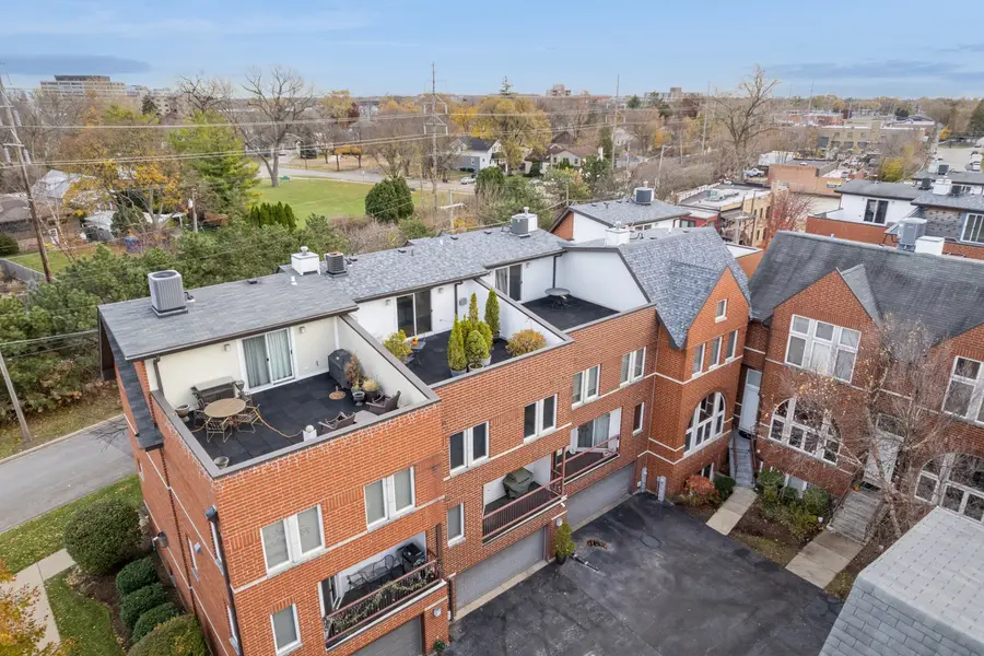 648 1st Avenue, Des Plaines, IL 60016 - Image #2