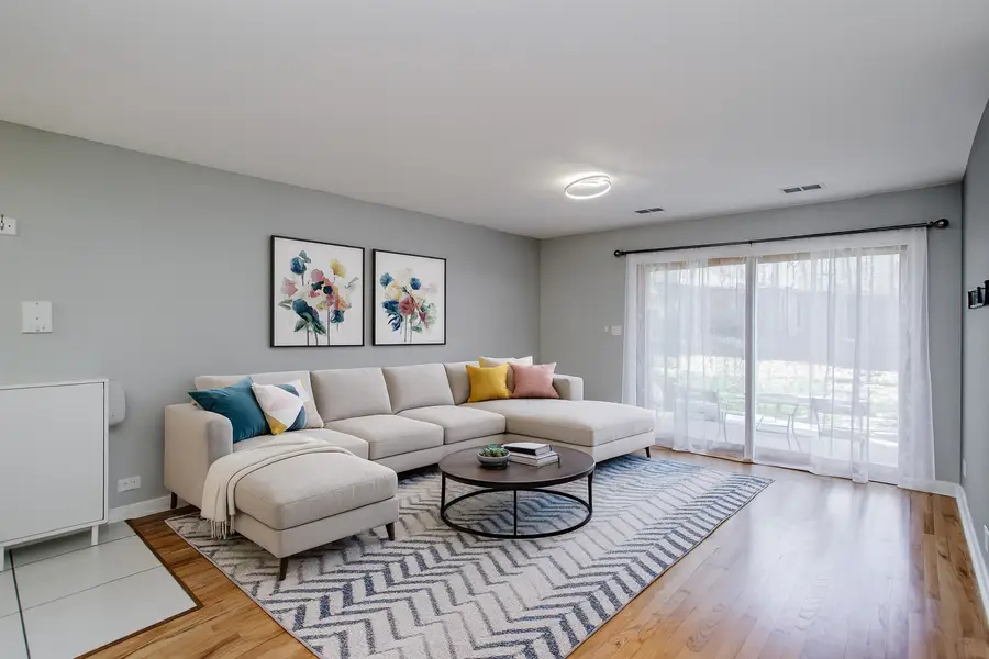 Address Withheld By Seller, Arlington Heights, IL 60004 - Image #3