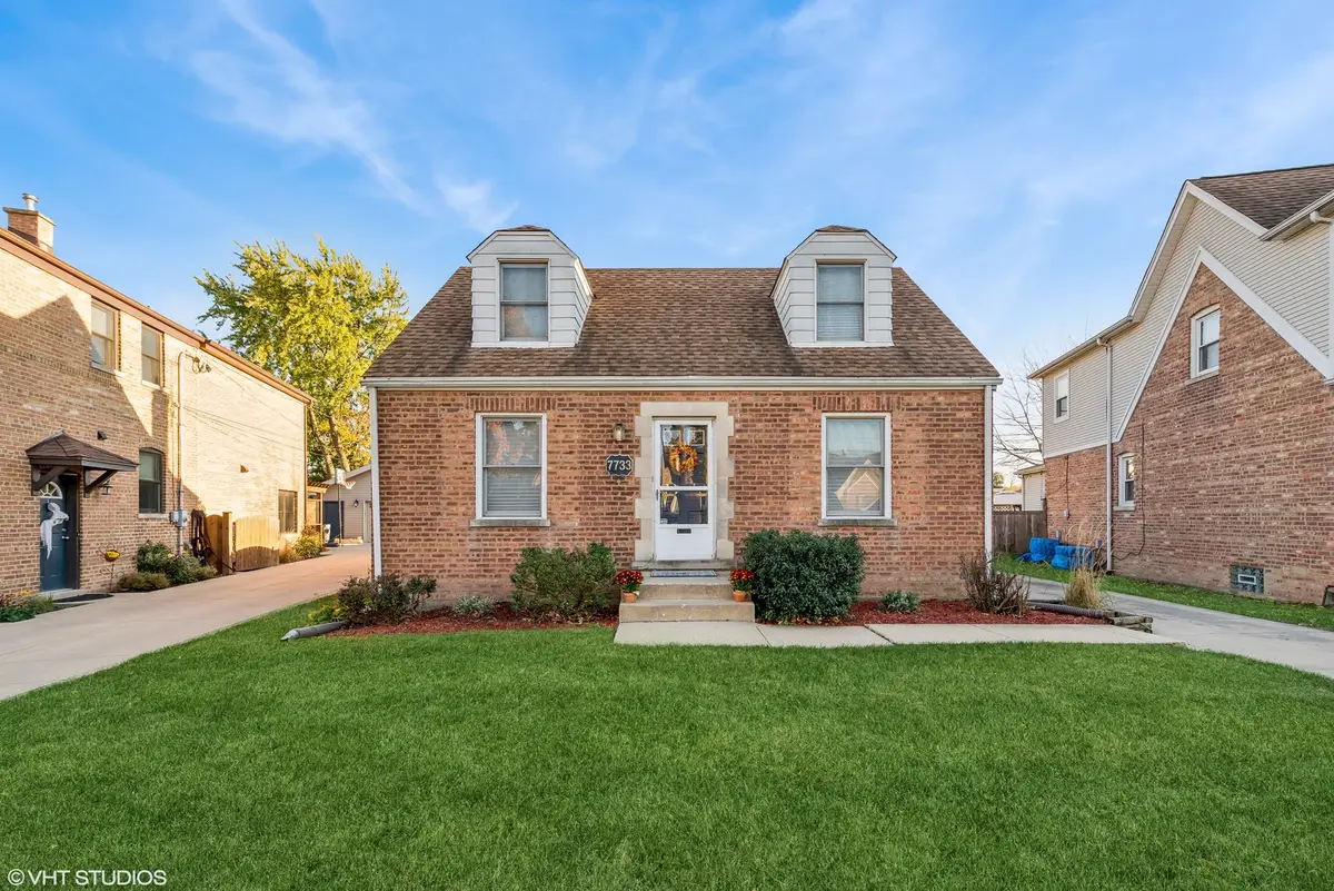 7733 W Glenlake Avenue, Chicago, IL 60631 - Image #1