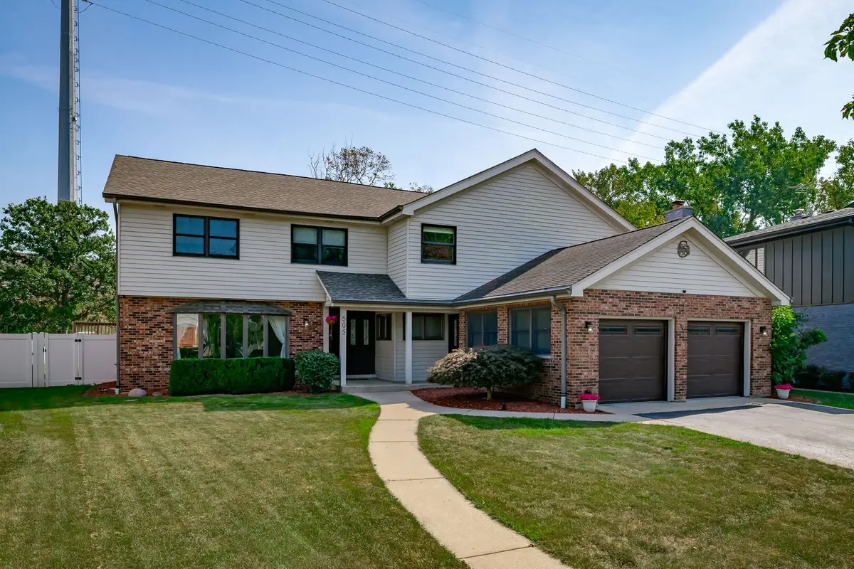 505 E Atwood Court, Elmhurst, IL 60126 - Image #1