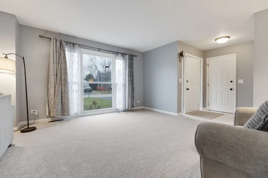 832 Chestnut Court, Marengo, IL 60152 - Image #2