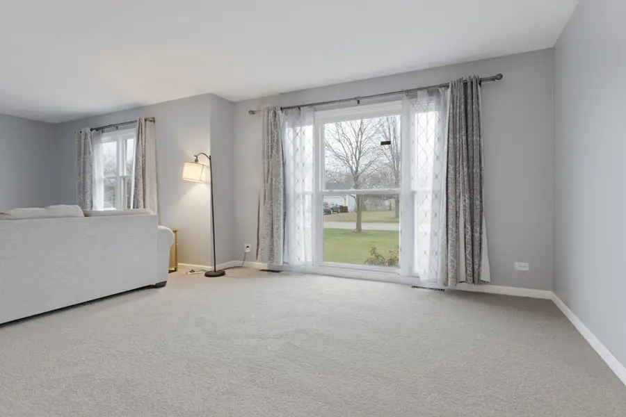 832 Chestnut Court, Marengo, IL 60152 - Image #3