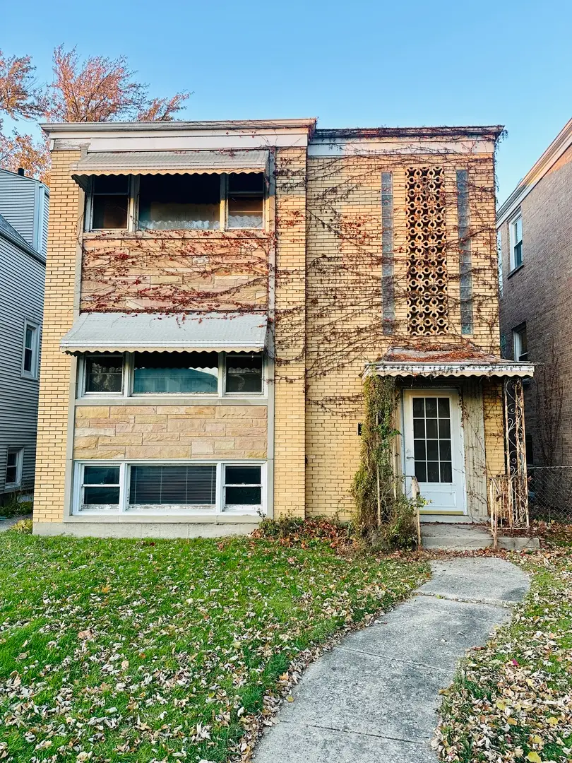 5030 W Roscoe Street, Chicago, IL 60641 - Image #1