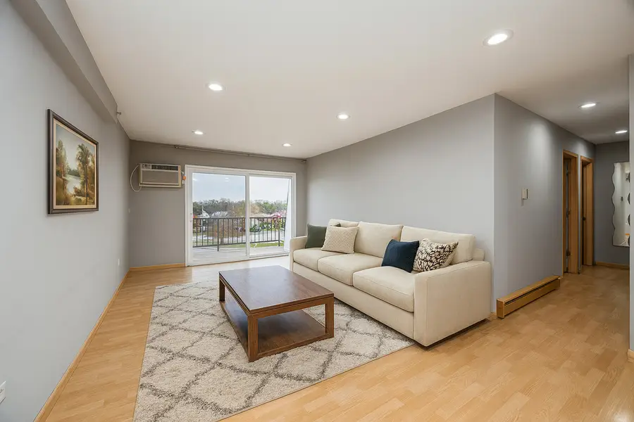 8480 W 103rd Terrace #301, Palos Hills, IL 60465 - Image #3